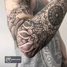 💠 hình xăm mặt quỷ kín lưng. 50 Hinh XÄƒm á»Ÿ Canh Tay Cho Nam Ä'áº¹p Ä'áº³ng Cáº¥p Tattoo For Men Hinh XÄƒm Mandala Hinh XÄƒm Hoa VÄƒn Hinh XÄƒm