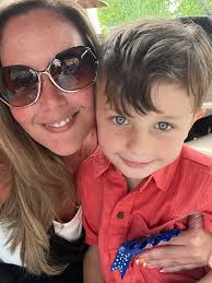 My 43 year old auntie told me her secret: Mix this with Vaseline then apply 