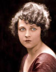 GREEN AVE 1920s. The young FELLER girls . 440 Green Ave