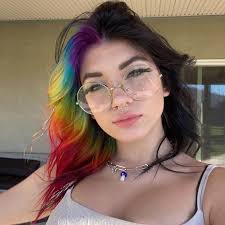 Bailey Elizabeth (@baileyvvivid) • Instagram photos and videos