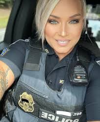 Arrest me ofdicer