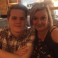 Never Look Back (Cristy Ward #3) by Susan Lewis