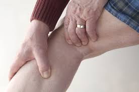 Knieschmerzen Innenseite Ursache Diagnose Therapie Med Library Com