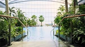This complex looks like an island of relaxation, fun and of course healthy. Thermengruppe Josef Wund Einzigartige Erlebnis Badewelten