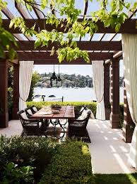 19 Cool Outdoor Decor Ideas For Your Backyard Outdoor Decor Outdoor Apartment Decorating Rental