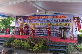 Semaikan rasa cinta sesama insan serata dunia.berilah sinar harapan kepada mereka. Wcc Palembang Dampingi Pemulihan 113 Perempuan Korban Kekerasan Antara News