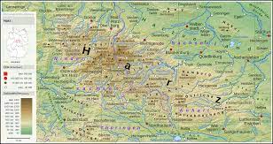 Die ehemalige innerdeutsche grenze mit sperranlagen grenztürmen und grenzübergangsstellen. Harz Mittelgebirge Wikipedia