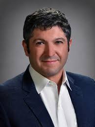 Bryan Stern's Instagram, Twitter & Facebook