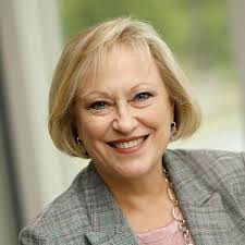 Amanda Waldo's Instagram, Twitter & Facebook