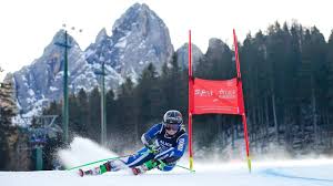 With his skis in the air. The Most Powerful Turn In Ski Racing Kickin It With Alice Robinson Youtube
