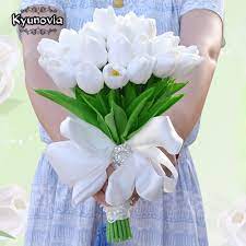 Hal ini dikarenakan bentuknya yang indah, warnanya menarik dan mempunyai aroma. Kyunovia Centerpieces Bunga Buatan Mini Tulip Tulips Wedding Bouquet Nyata Sentuh Sutra Bunga Tangan Pengantin Putih Sutra A0010 Bridal Bouquet Wedding Bouquetsilk Bridal Bouquets Aliexpress