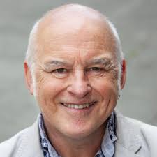 Matthew Cobb: What role did Rosalind Franklin really play in the discovery  of the DNA double helix? — Genetics Unzipped