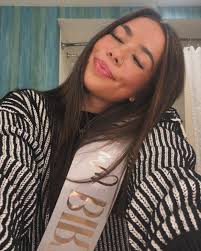 C H L O E ⭒ H A R D I N (@chloeshardin) • Instagram फोटोहरू र भिडियोहरू