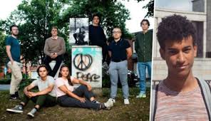 Jun 07, 2021 · sanda dia overleed aan de gevolgen van onderkoeling. Vrienden Van Sanda Dia Spreken Voor Het Eerst Telkens Als Het Nieuwsblad Mobile