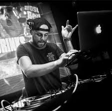 The latest tweets from @cuquemar Dj Marcial Startseite Facebook