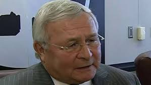 Friends, colleagues react to death of Oakland County Executive L. Brooks  Patterson