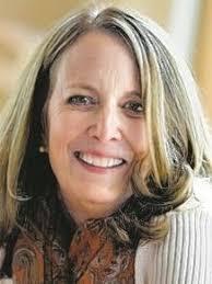 Laura Lofton's Instagram, Twitter & Facebook