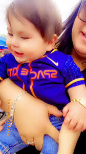 Aracely Leal's Instagram, Twitter & Facebook