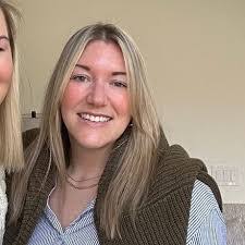 Amanda Dunson's Instagram, Twitter & Facebook