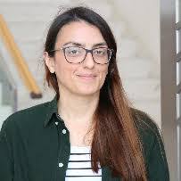 Isabel Brito's Instagram, Twitter & Facebook