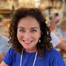 Filled with thousands of internal LED lights and full systems of joints,  the furniture props in Other Mother's Bug Room are perfect for villainous  rest and relaxation!