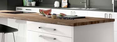 Wooden countertops are a popular choice among many homeowners who love a classy kitchen with an elegant and traditional look. Laminate Kitchen Worktops Wickes