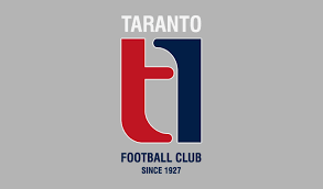 Il taranto football club 1927 s.p.a., noto più semplicemente come taranto, è una società calcistica fu un decennio tribolato a causa della seconda guerra mondiale e un periodo confuso per il calcio. Mondorossoblu It Taranto Fc Logo Si Logo No Il Parere Dei Giornalisti