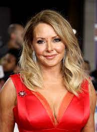 Kids can watch her maths videos, play games practise and even make their own medals with the 30 day challenge! Carol Vorderman 60 Glows With Age Defying Beauty In Rare Make Up Free Snap Mirror Online