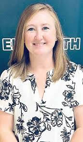 Connie Wickham's Instagram, Twitter & Facebook