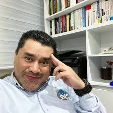 Edgar Landeros's Instagram, Twitter & Facebook