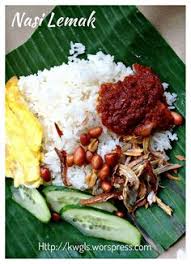 Silahkan baca artikel janda bahenol penjual nasi kuning selengkapnya di namablog. 220 Nasi Lemak Ideas Nasi Lemak Malaysian Food Asian Recipes