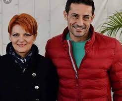 Sunt acuzatii extrem de grave si dezvaluiri socante despre aceasta, dar si despre sotul ei, europarlamentarul claudiu manda. Nunta Anului Pe Scena PoliticÄƒ OlguÈ›a Vasilescu È™i Claudiu Manda Se CÄƒsÄƒtoresc Stiri Pe Surse Cele Mai Noi Stiri