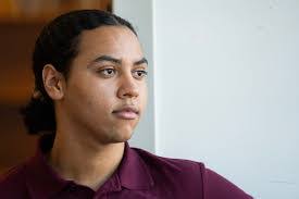 Johan Baez's Instagram, Twitter & Facebook