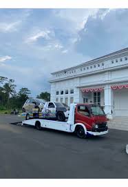 Lika Liku Towing: Fun and Towing Adventures Part 1