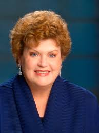 Good Minds Suggest: Charlaine Harris's Favorite Cozy Mysteries