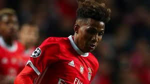Galatasaray, patrick van aanholt ve gedson fernandes'in işini bitirdi. West Ham Begin Talks With Benfica Over Gedson Fernandes