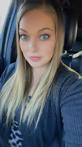 I'm single From Michigan, USA 🇺🇸