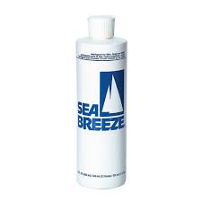 Sea Salt Spray And Hair Health: A Comprehensive Guide | Clinikally