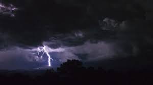 Kapka vody déšť, dešťová kapka, detail kapiček vody, úhel, plocha png. Na Zlinsky Kraj Se Zenou Silne Bourky A Privalovy Dest Varuji Meteorologove Zlinsky Kraj