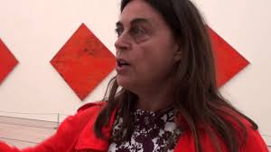 Maja hoffmann (1956 doğumlu) i̇sviçreli bir sanat koleksiyoncusu, sanat patronu , belgesel yapımcısı , izlenim ve iş kadını. Art Collector Maja Hoffmann On Gerhard Richter At Fondation Beyeler Youtube