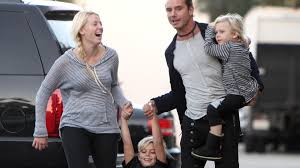 They married in 2002, and share three kids. Gavin Rossdale Ging Mit Der Nanny Fremd So Kopierte Mindy Mann Seine Frau Gwen Stefani