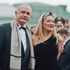 На роль сказочной героини долго никого не могли найти. Kak Devochka Skelet Stala Odnoj Iz Luchshih Modelej Sssr I Pokorila Serdce Zvezdy Sovetskogo Kino Stil Cennosti Lenta Ru