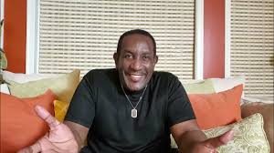 Overcoming to Achieve: The James Bolton Story (Growing Up #10 of 20  Children).