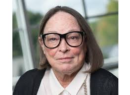 Jackie Eastwood's Instagram, Twitter & Facebook