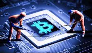 Penambangan bitcoin/bitcoin mining adalah proses dimana seluruh transaksi dimasukkan ke dalam public ledger/buku besar bitcoin yang bersifat terbuka, artinya semua orang bisa mencatat transaksi. Bitcoin Mining Vs Pertambangan Cryptocurrency Lain Artikel Bitcoin
