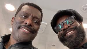 Afternoon Edition: 'Chicago Fire' barber celebrates job that 'changed my  life'