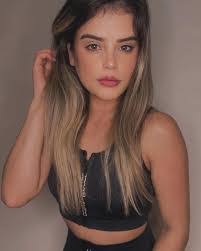 Angela Pimentel's Instagram, Twitter & Facebook