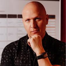 Good luck to the Class of 2024, remember to keep in touch 💚