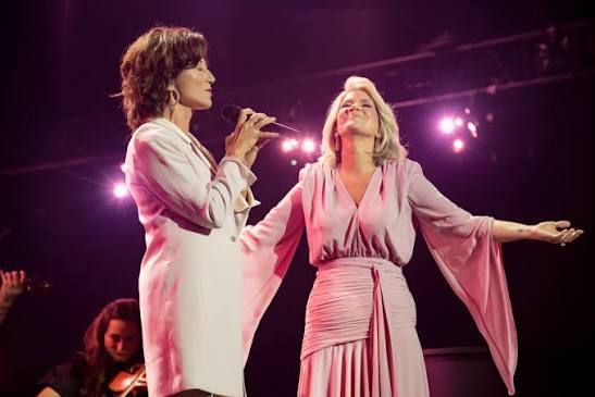 I mean, what can I say?!?! I've been part of some wonderful performances over the years. But this one. THIS ONE. 🤍 Singing with the one and only @amygrantofficial (yes, I've been “