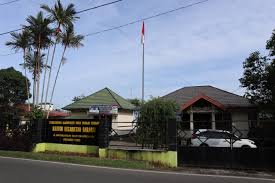 Mungkin tidak terdengar asing lagi bagi penduduk di daerah kalimantan selatan khususnya daerah barabai. Barabai Hulu Sungai Tengah Wikipedia Bahasa Indonesia Ensiklopedia Bebas
